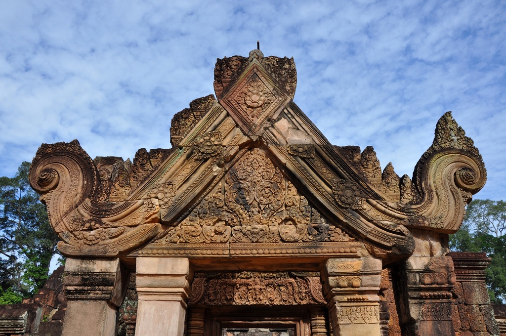Detalle entrada al templo. Banteay Srei 14
