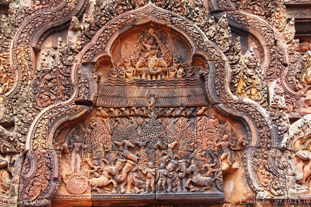Another pediment shows the burning of Khāṇḍava Forest. Banteay Srei 5
