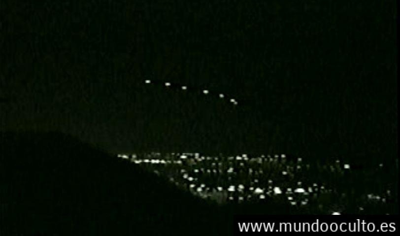 Polémico vídeo muestra aviones militares persiguiendo a ovnis sobre Phoenix en 1977
