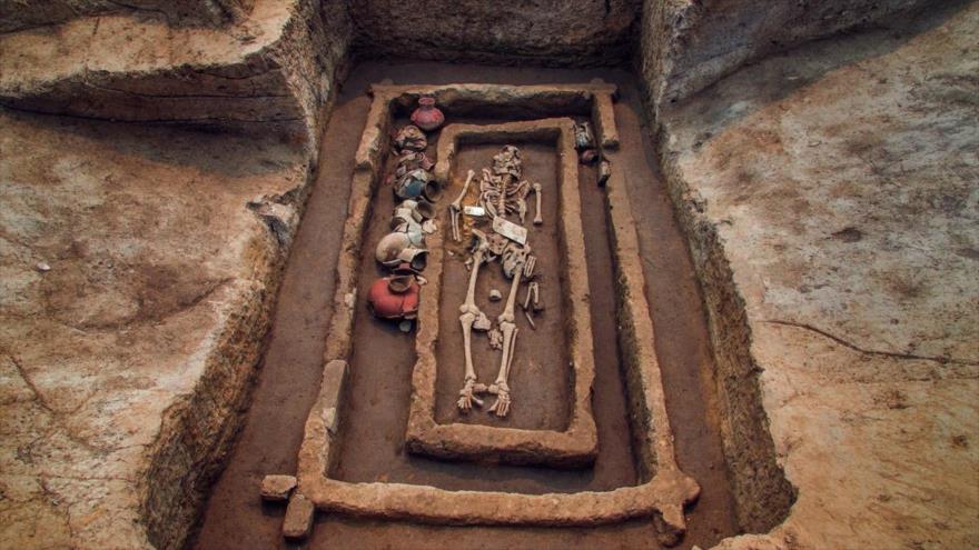 Descubren en China los restos de unos gigantes humanos de 5000 años de antigüedad, julio de 2017.