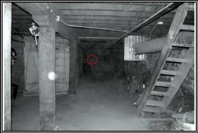Rostro espeluznante en una fotografia, fake o no