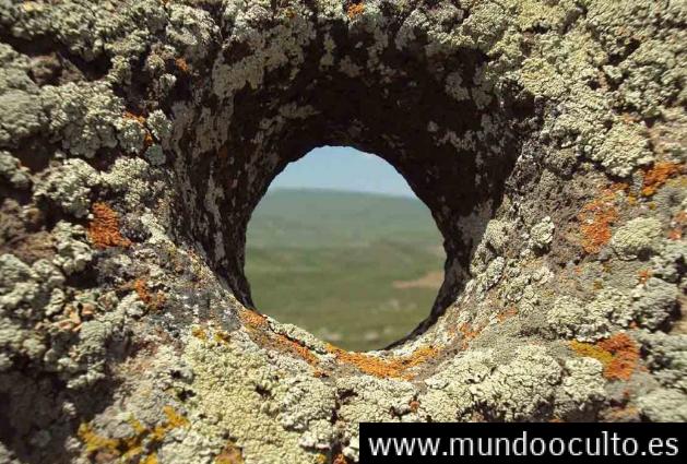 El Stonehenge de Armenia: Anterior a las pirámides de Egipto por tres mil años El Stonehenge de Armenia: Anterior a las pirámides de Egipto por tres mil años