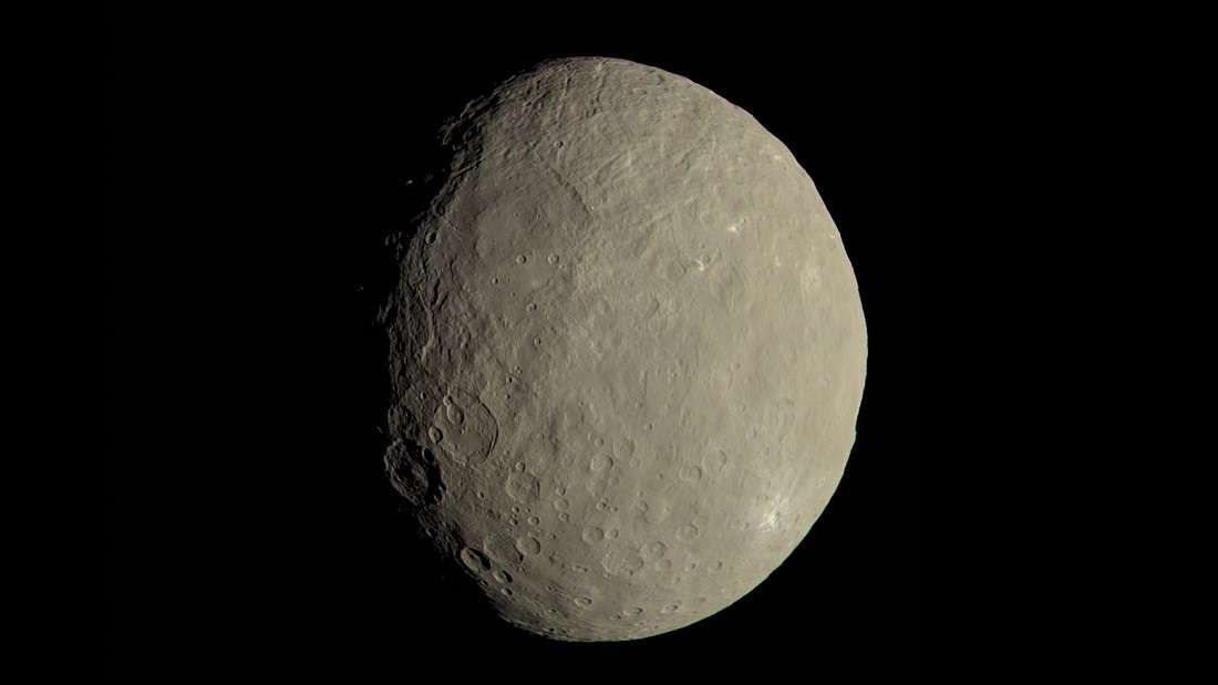 Podría existir un océano subterráneo en planeta enano Ceres