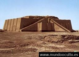 Arquitectura con símbolo masón Arquitectura con símbolo masón