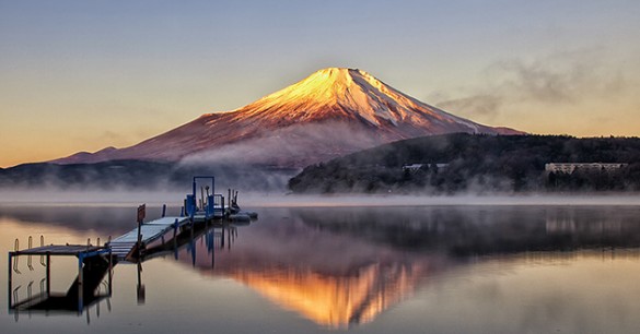 Mossie, el monstruo de los cinco lagos del Fuji Mossie, el monstruo de los cinco lagos del Fuji