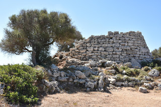 De Göbleki Tepe a Menorca: el misterio de los pilares en T