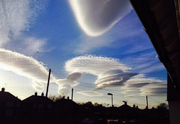 Aparecen más extrañas nubes en los cielos de Reino Unido y EE.UU.