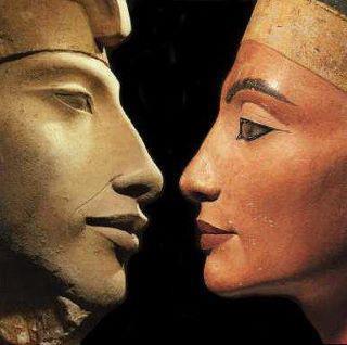 AKENATÓN y el OVNI (ATÓN): motivo de la CAÍDA de EGIPTO en la época.