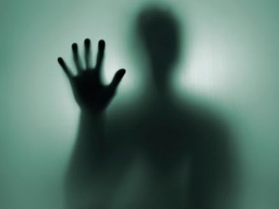 Se acerca un Falso contacto Extraterrrstre... ¿Que opinas?
