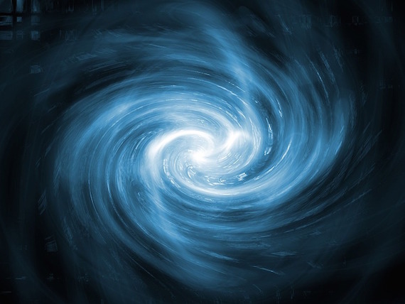 Extraños portales interdimensionales en el cielo Extraños portales interdimensionales en el cielo