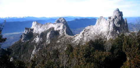 El fin del mundo en el Monte de Bugarach El fin del mundo en el Monte de Bugarach