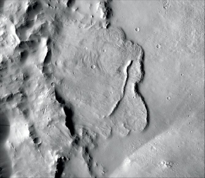 Primera evidencia de un sistema de agua subterránea a escala planetaria en Marte   