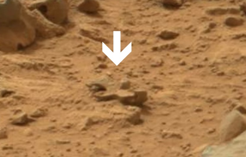 MARTE, el Rover Curiosity Fotografía Misteriosos Objetos 