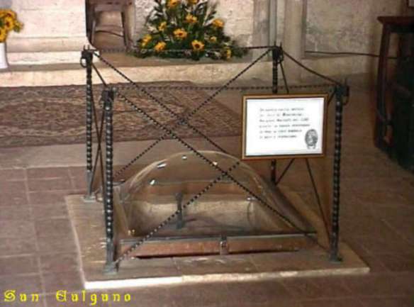 La espada de San Galgano, el Excalibur italiano La espada de San Galgano, el Excalibur italiano