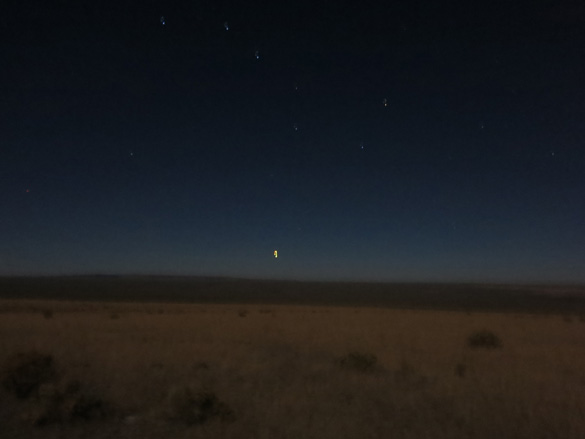 Fotografías de testigos ovni flotando en Oregon a distancia Fotografías de testigos ovni flotando en Oregon a distancia