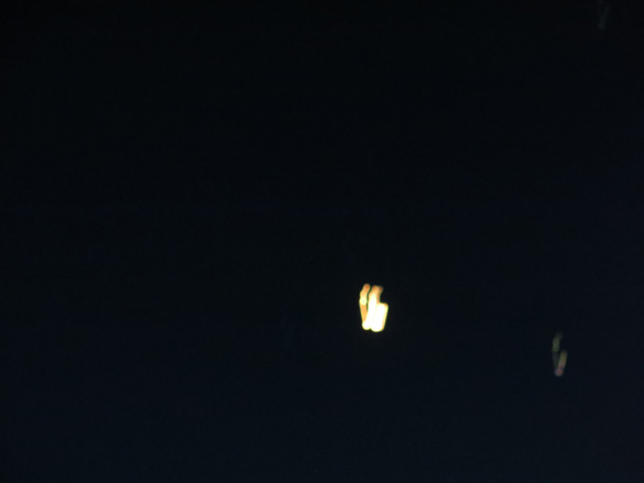 Fotografías de testigos ovni flotando en Oregon a distancia Fotografías de testigos ovni flotando en Oregon a distancia