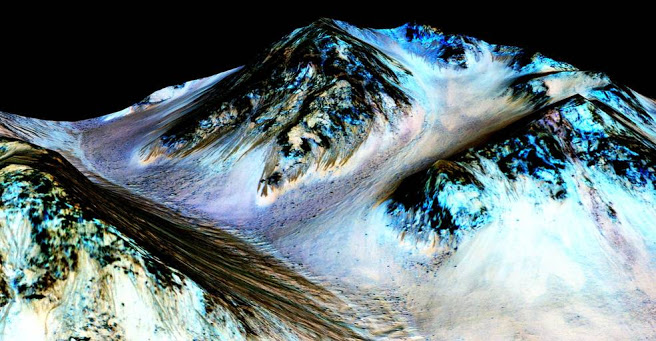 NASA confirma la evidencia que el agua líquida en Marte Flujos de hoy