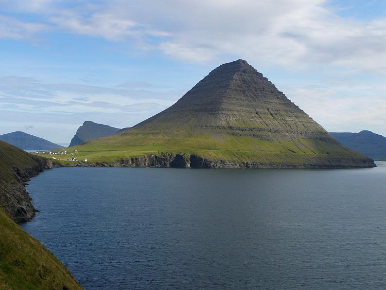Pirámides en Islas Faroe?