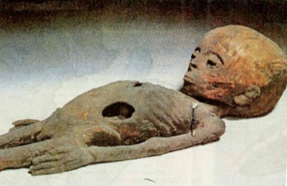 Encontrado ETs hibernando en CÁMARA secreta de la Gran PIRÁMIDE en 1988