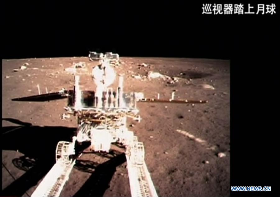 El rover chino no encuentra evidencias del aterrizaje de EEUU en la luna