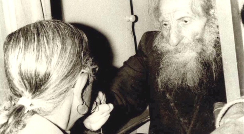 Carlos Crespi en plena obra sacerdotal, su enigma continúa