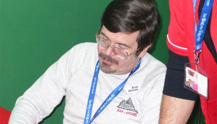 Juego de Cartas Illuminati: ¿Una agenda planeada y ocultada por las élites?
