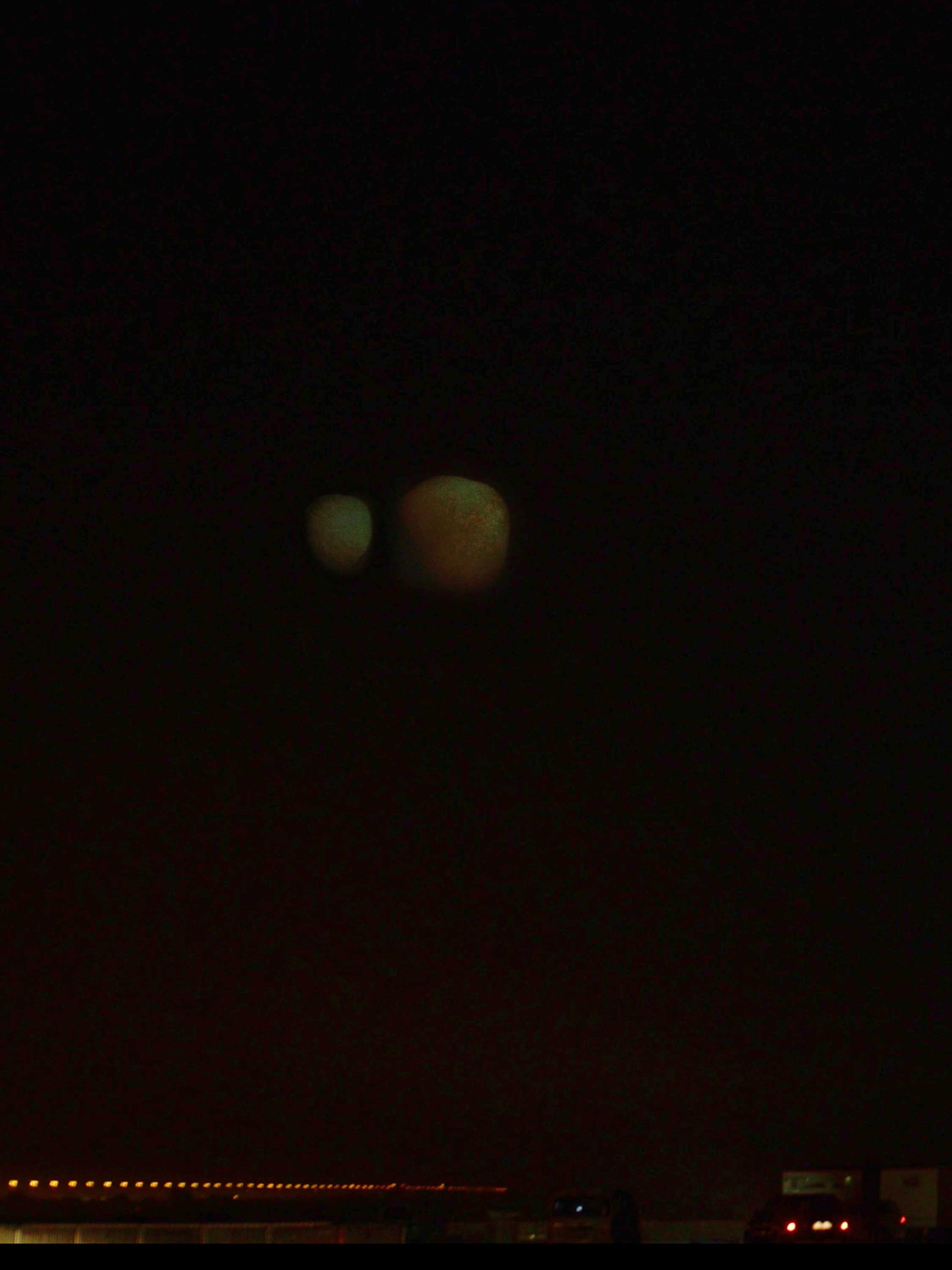 Aparecieron planetas gemelos en el cielo nocturno de Dubai