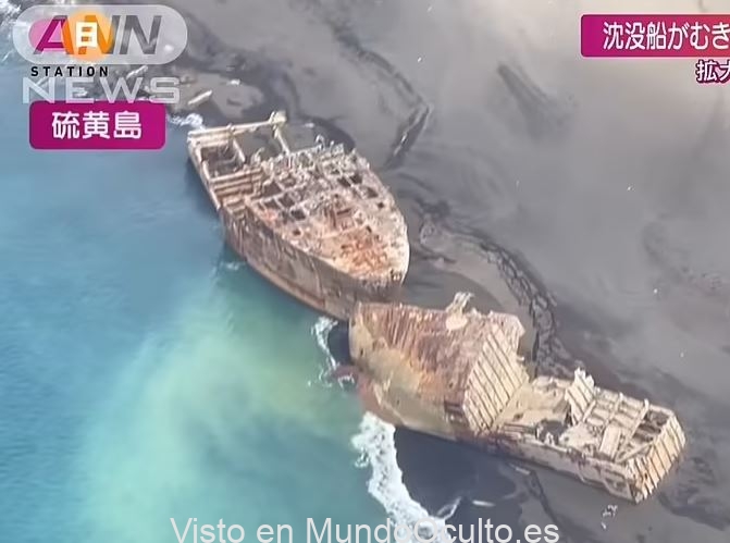 Debido a la actividad volcánica cercana, restos de barcos de la Segunda Guerra Mundial emergieron por primera vez en casi 80 años