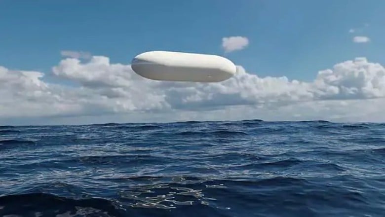Un testigo de la Armada, asegura haber visto un OVNI “Tubular” operando bajo el agua