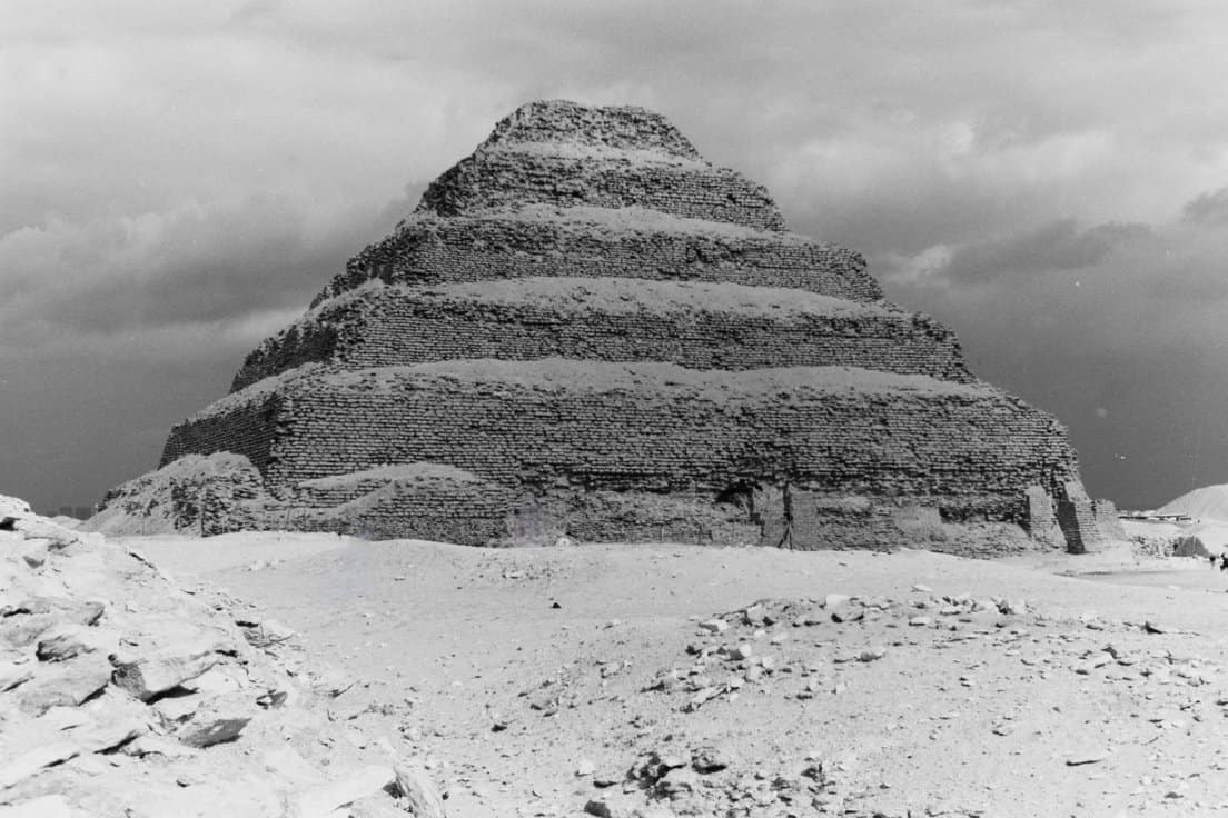 Las máquinas avanzadas de origen desconocido mencionadas en un texto del 440 a. C. pueden haber ayudado a construir las pirámides de Egipto 2