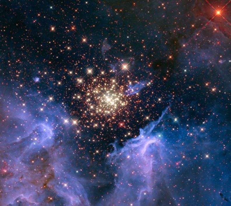 Los mensajes extraterrestres se pueden ocultar en las estrellas. El cúmulo estelar NGC 3603 ilumina una nebulosa a 20.000 años luz de la Tierra, vista por el Telescopio Espacial Hubble