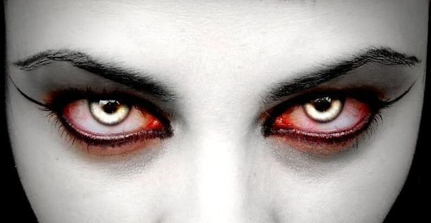 ¿Existen realmente los vampiros? Historias insólitas desde la antigüedad hasta la actualidad ¿Existen realmente los vampiros? Historias insólitas desde la antigüedad hasta la actualidad