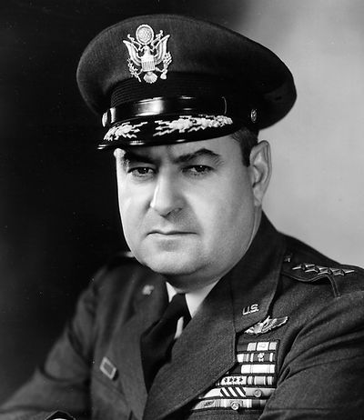 Curtis LeMay, el más grande, recortado, editado y editado