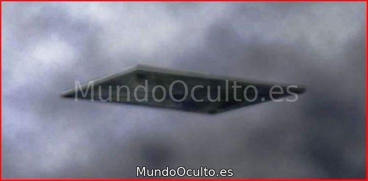 No es la primera vez que se observa un OVNI rectangular.